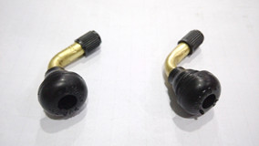 PVR70（加長(zhǎng)）銅彎大號(hào)氣門嘴